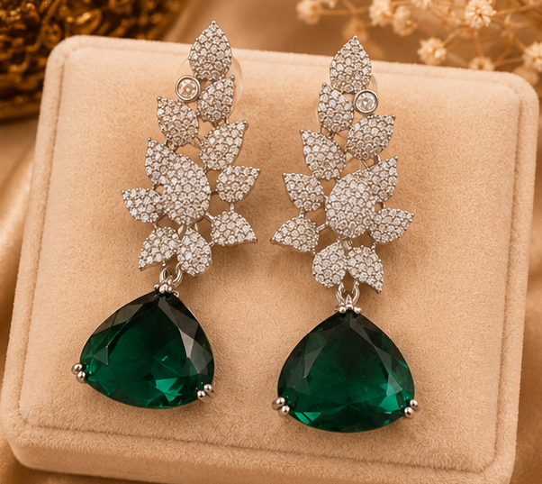 Emerald Royale Earrings thumbnail