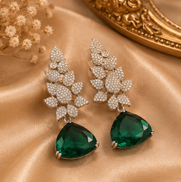 Emerald Royale Earrings thumbnail