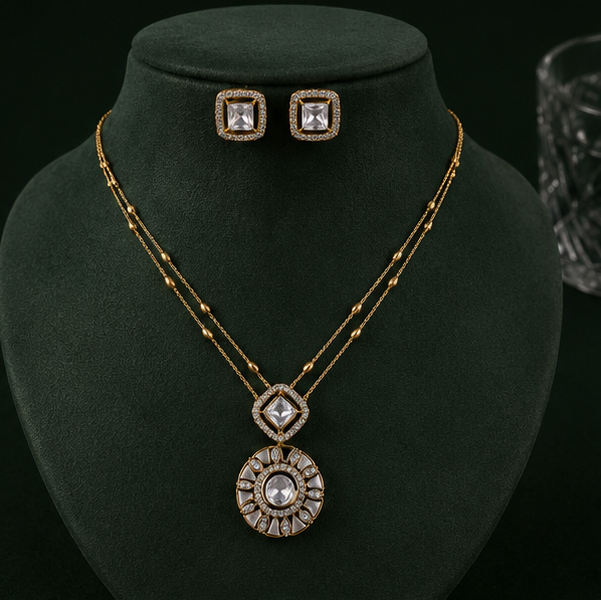 Royal Halo Pendant Set thumbnail