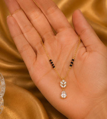 Grace Blossom Mangalsutra Set thumbnail